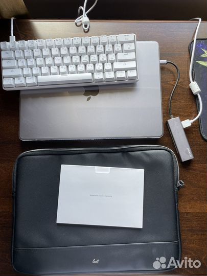 Macbook pro 14 m1 16 512 silver