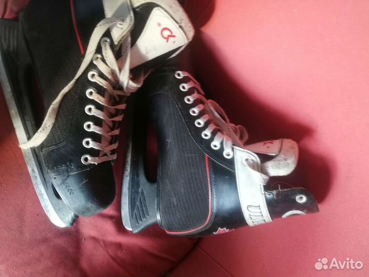 Коньки хоккейные
