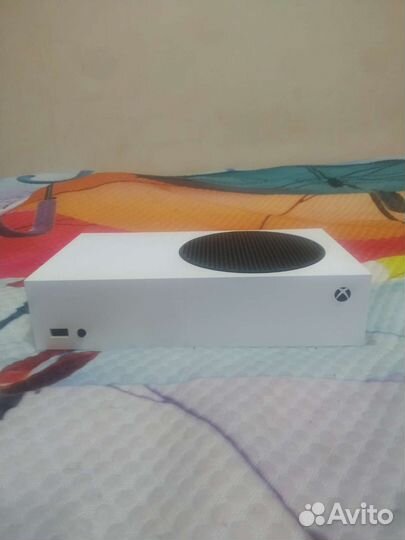 Продам Xbox series s
