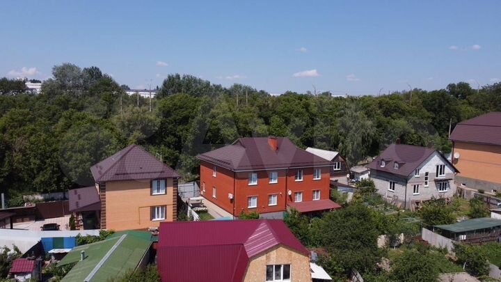 Дом 156 м² на участке 2,5 сот.