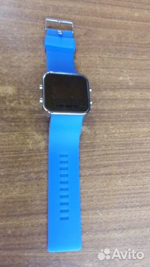 Часы наручные