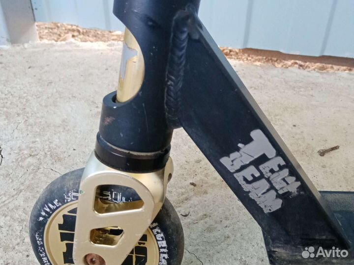 Трюковой самокат