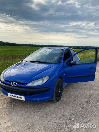 Peugeot 206 1.4 МТ, 2002, 250 000 км