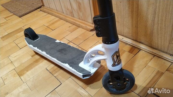 Трюковой самокат MGP VX5 Team Edition White