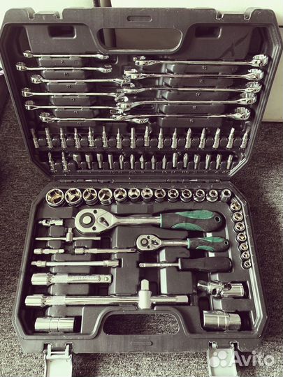 Набор инструментов в чемодане Сата 78 предметов