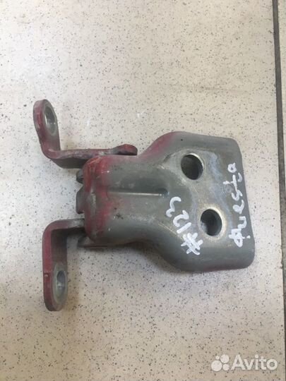 Петля двери задняя левая Ford Fiesta 5 CBK fxja