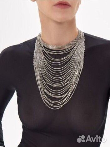 Колье серебряное из страз