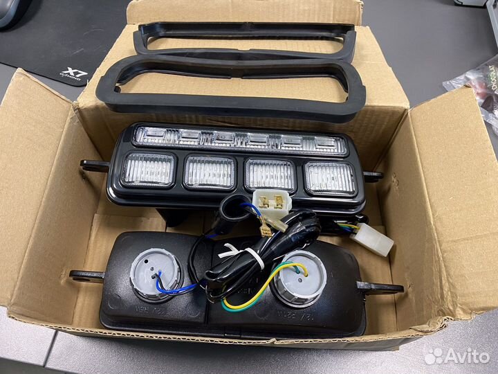 Подфарники Нива