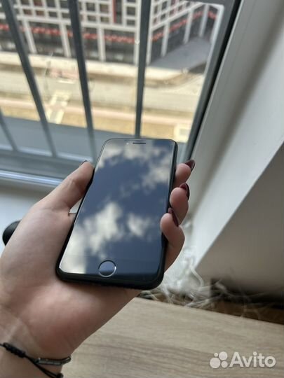iPhone 7, 128 ГБ