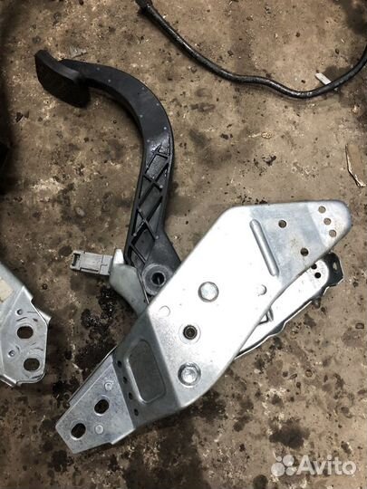 Педали Opel Astra G Опель Астра Джей