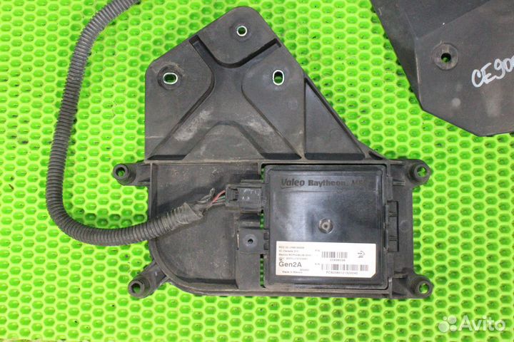 Датчик слепых зон правый Cadillac Escalade GMT900