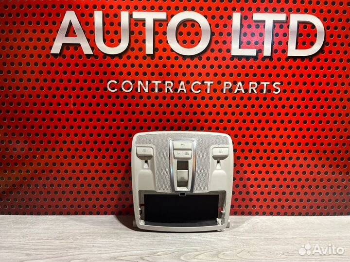 Плафон подсветки салона Mercedes-Benz Gle W292