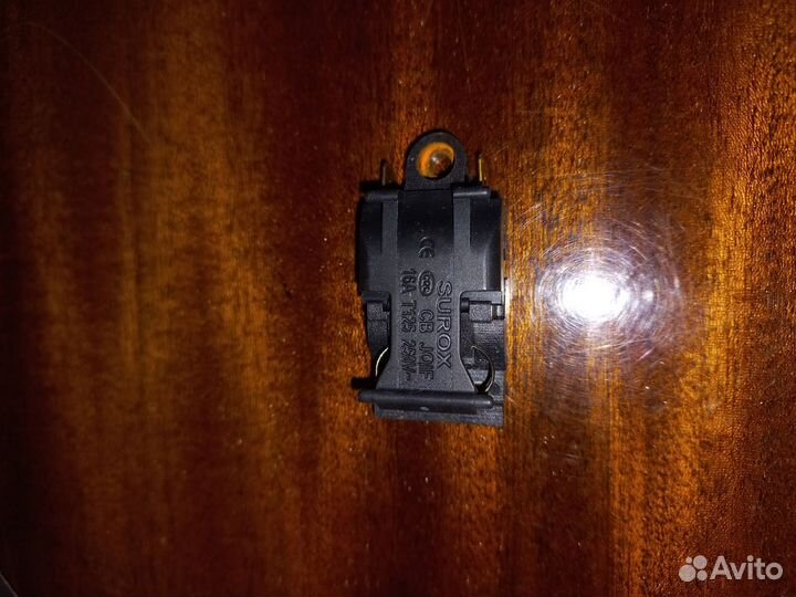 Кнопка для эл. Чайника 16А