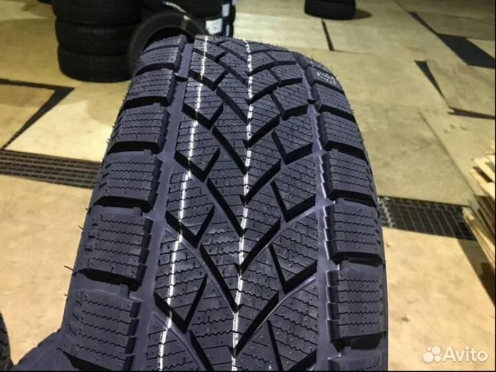 Windforce Snowblazer 225/60 R17 99H