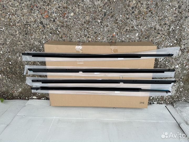 Молдинг двери Toyota Camry V40 V45