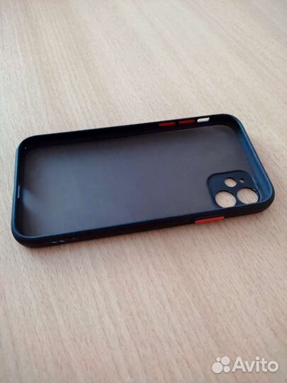 Чехол на iPhone 11