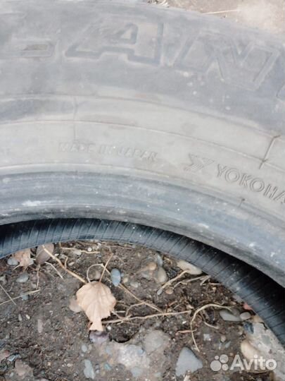 Yokohama Geolandar G033 215/70 R16