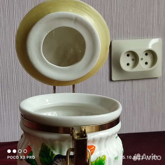 Керамическая банка для варенья