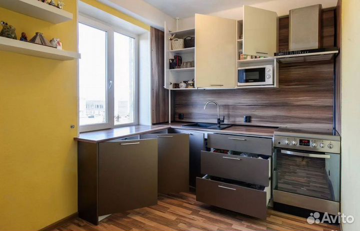 Кухонный гарнитур для маленькой кухни