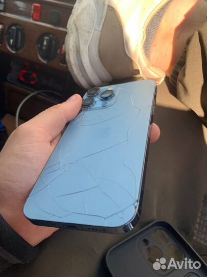 iPhone Xr, 128 ГБ