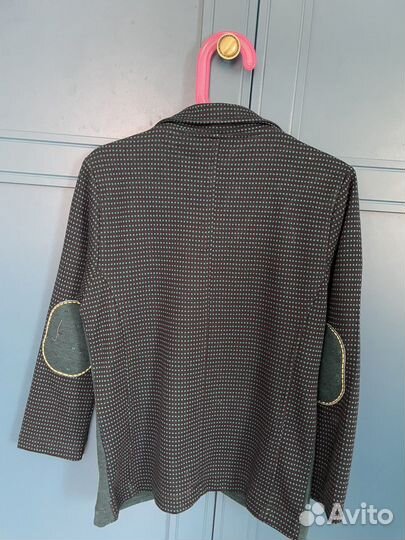 Пиджак на мальчика 6-7 лет