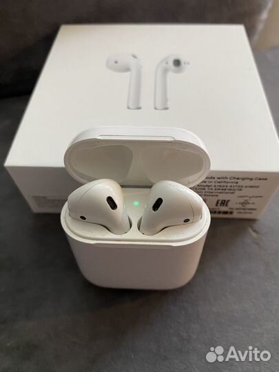 Apple Airpods 1 поколения