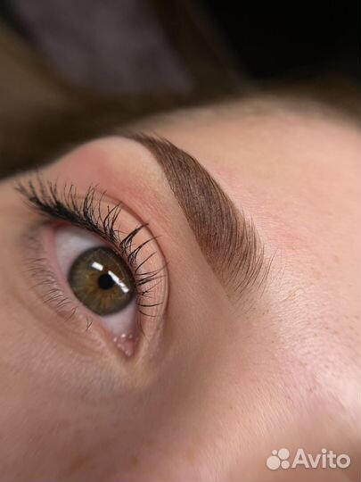 Перманент бровей