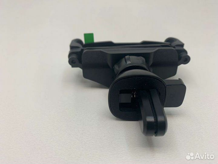 Держатель для телефона в машину м-18