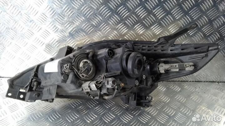 Фара Mazda 5 CR (2005-2010)