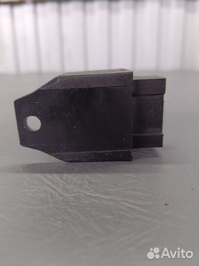 Реле поворотов ваз 494.3747