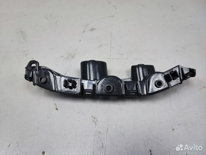 Кронштейн бампера переднего правый renault duster