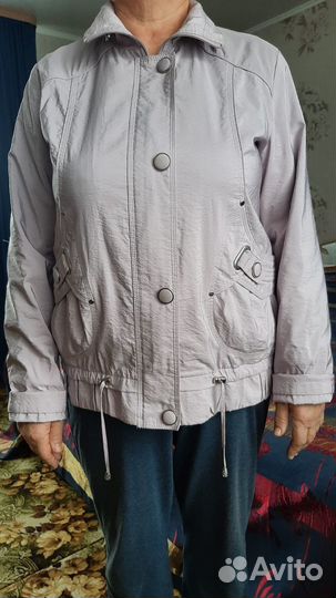 Ветровка женская 54-56 размер