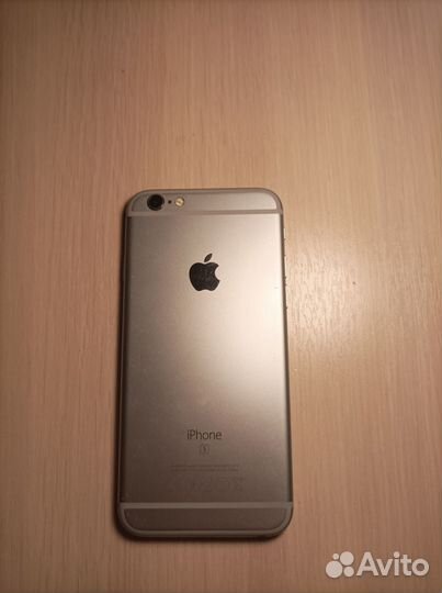 iPhone 6S, 16 ГБ