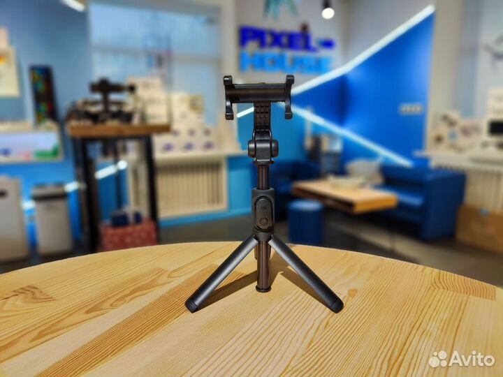 Трипод-монопод Xiaomi Mi Bluetooth Selfie Stick