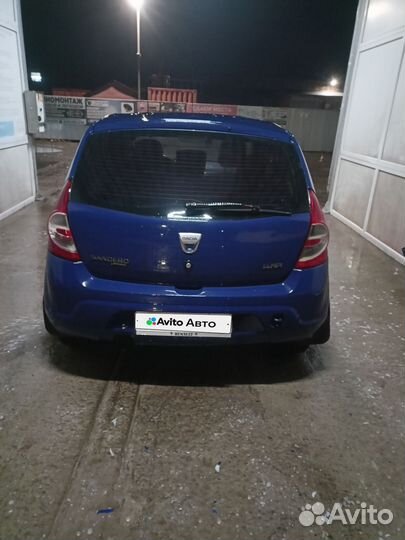 Dacia Sandero 1.4 МТ, 2009, 130 000 км