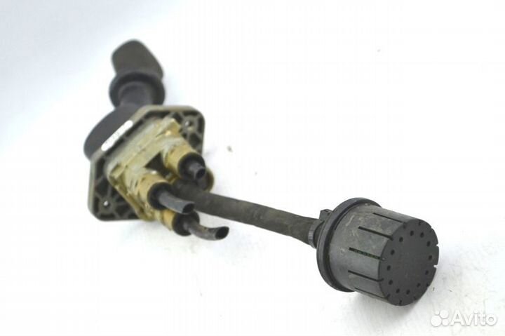 Кран ручного тормоза renault trucks Magnum Dxi (01