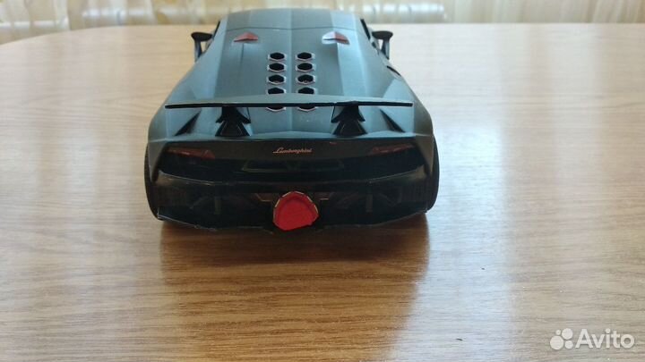 Машинка на пульте управления Lamborghini