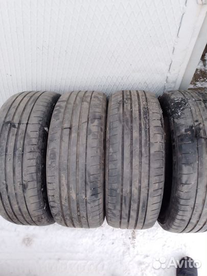 Nexen N'Fera RU5 SUV 215/60 R16