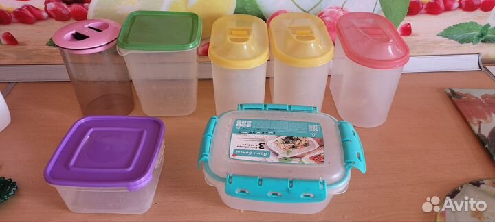 Контейнер для сыпучих продуктов