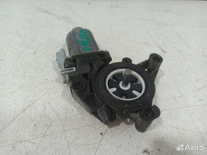 Моторчик переднего правого стеклоподъемника