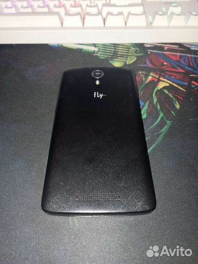 Телефон Fly Nimbus 14 и Fly Nimbus 12