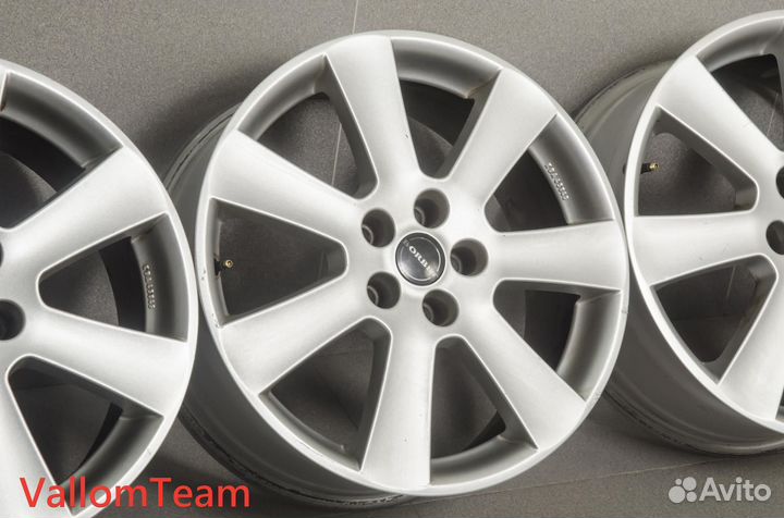 Лот M806406 Фирменные 18-е диски borbet