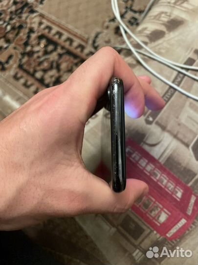 iPhone X, 256 ГБ