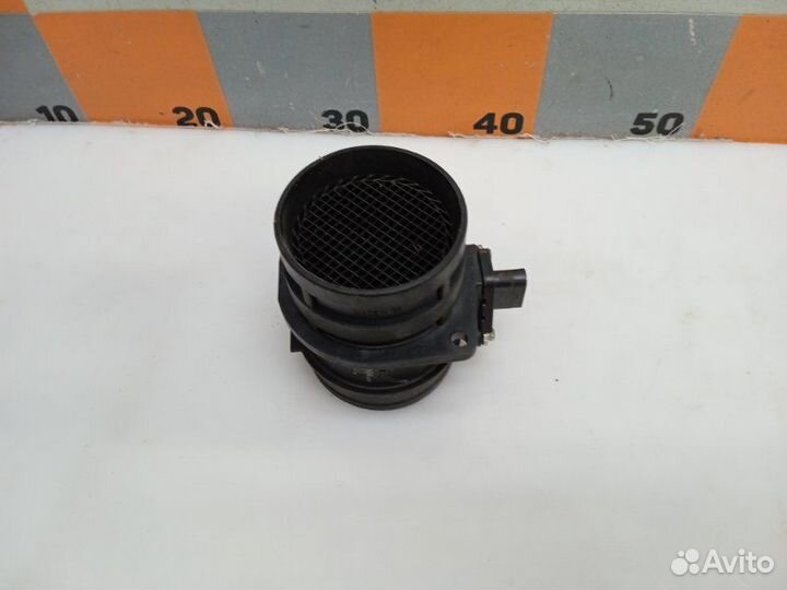 Расходомер воздуха Volkswagen Passat B7 1.8 2011