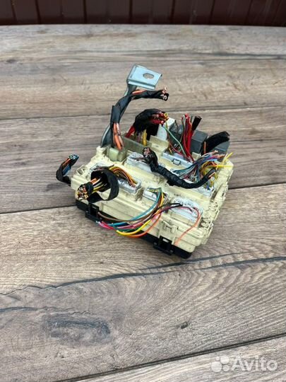 Блок предохранителей Hyundai Sonata V 2.0 2006