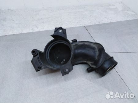 Патрубок впускного коллектора