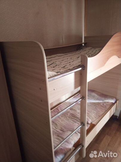 Двухярусная кровать бу