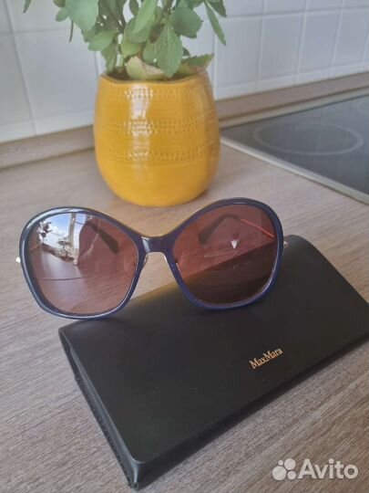 Солнцезащитные очки женские брендовые