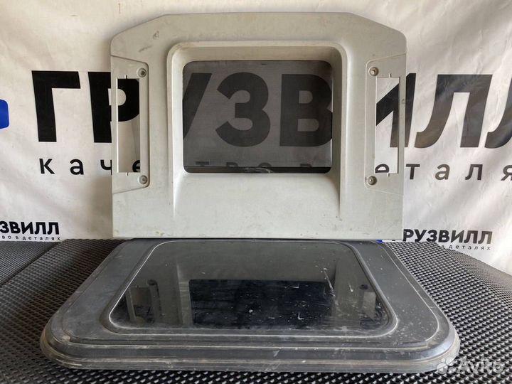 Стекло люка Renault T 82257726