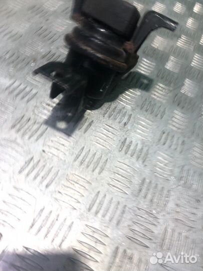 Опора двигателя Mitsubishi Lancer 9